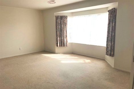 Photo of property in 22 Hadleigh Court, Paraparaumu, 5032