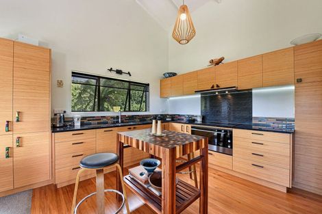 Photo of property in 100 Rocklands Road, Clifton, Takaka, 7183