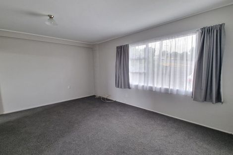 Photo of property in 1b Court Road, Tawa, Wellington, 5028