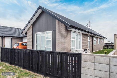 Photo of property in 22 Toi Place, Papamoa, 3118