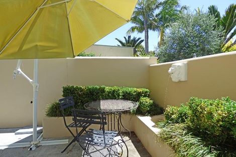 Photo of property in 2/24 Church Street, Devonport, Auckland, 0624