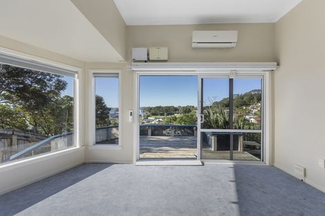 Photo of property in 32 Ngamotu Road, Moturoa, New Plymouth, 4310