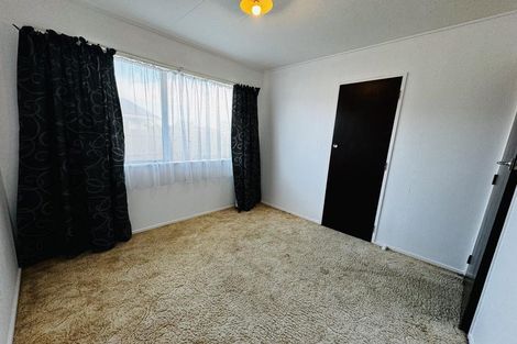 Photo of property in 42 Acacia Street, Kelvin Grove, Palmerston North, 4414