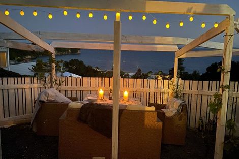 Photo of property in 50 Wade River Road, Stanmore Bay, Whangaparaoa, 0932