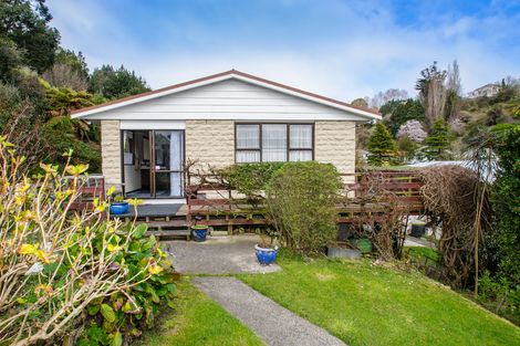 Photo of property in 6 Shanks Street, Green Island, Dunedin, 9018