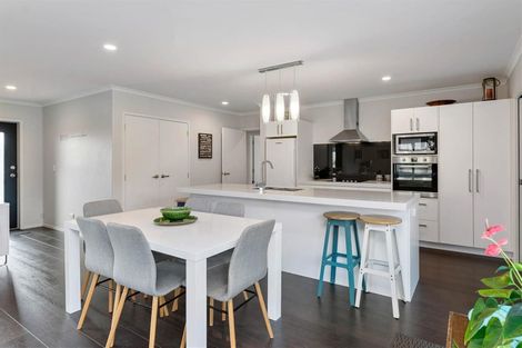 Photo of property in 61 Hamon Place, Pukehangi, Rotorua, 3015