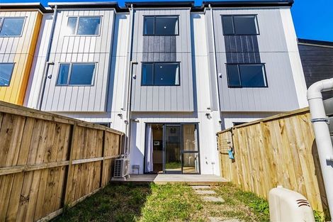 Photo of property in 9/54 Swanson Road, Henderson, Auckland, 0610