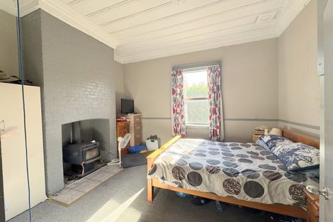 Photo of property in 25 Mccallum Street, Dannevirke, 4930