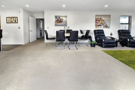 Photo of property in 10 Booth Way, Belfast, Christchurch, 8051