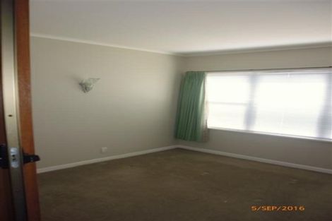 Photo of property in 5 Willis Avenue, Pukekohe, 2120