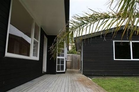 Photo of property in 40 Schnapper Rock Road, Schnapper Rock, Auckland, 0632