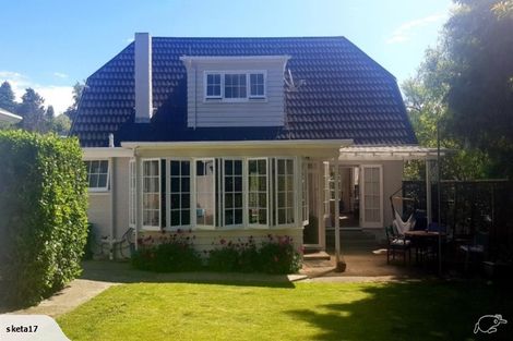 Photo of property in 43 Fendalton Crescent, Pinehaven, Upper Hutt, 5019