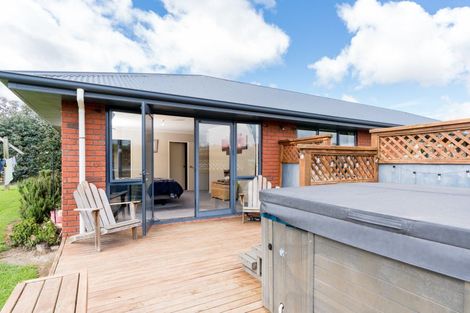 Photo of property in 185 Centre Road, Momona, Outram, 9073