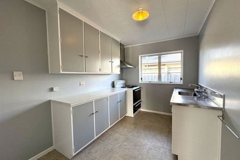 Photo of property in 20 Stewart Crescent, Hokowhitu, Palmerston North, 4410