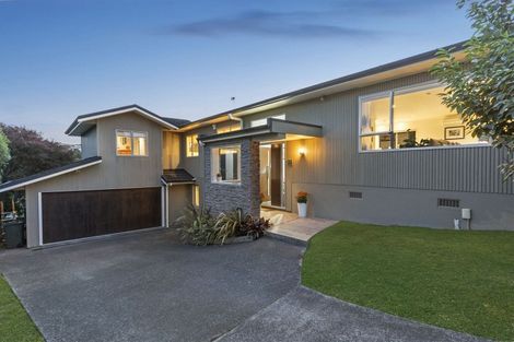 Photo of property in 14 Theodora Place, Mairangi Bay, Auckland, 0630