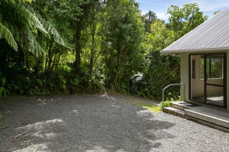 Photo of property in 73 Kaiuru Avenue, Pukawa Bay, Turangi, 3381