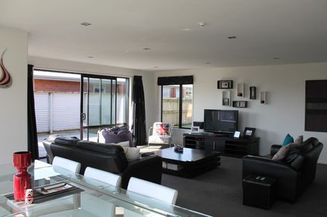 Photo of property in 24 Welsh Road, Winton, 9720