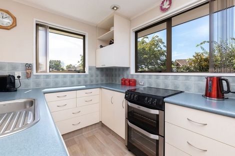 Photo of property in 3 Prudhoe Lane, Northcote, Christchurch, 8052