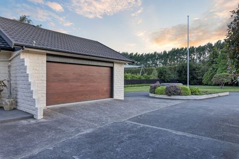 Photo of property in 586 Yaldhurst Road, Yaldhurst, Christchurch, 7676