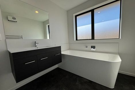 Photo of property in 10 Applegrove Crescent, Belfast, Christchurch, 8051