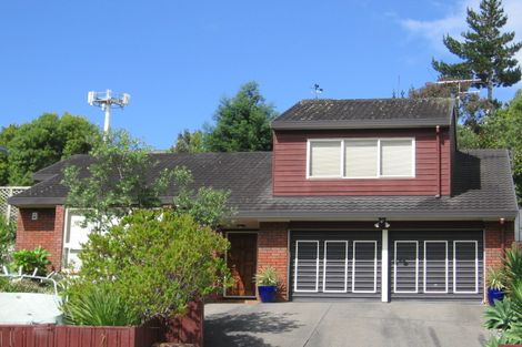 Photo of property in 8 Bayside Drive, Browns Bay, Auckland, 0630