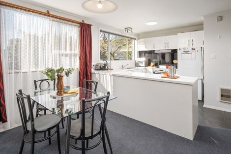 Photo of property in 28 Holdaway Street, Riversdale, Blenheim, 7201