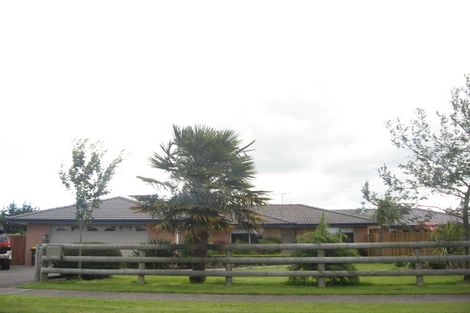 Photo of property in 2 De La Mare Drive, Leamington, Cambridge, 3432