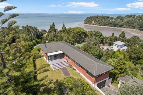 Photo of property in 116 Wood Bay Road, Titirangi, Auckland, 0604