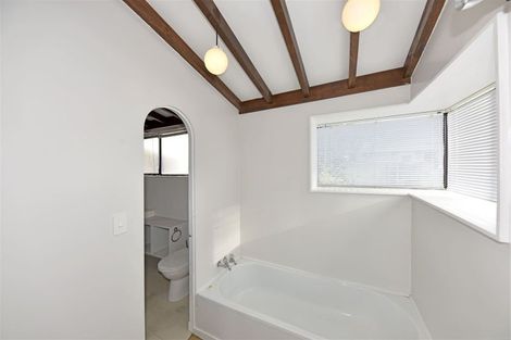 Photo of property in 265 Avonhead Road, Avonhead, Christchurch, 8042