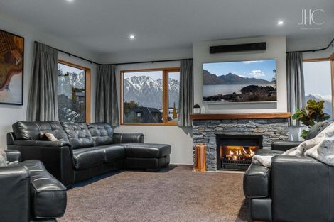 Photo of property in 18 Dublin Street, Queenstown, 9300