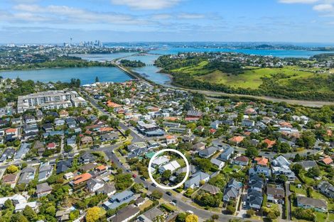 Photo of property in 10 Harapaki Road, Meadowbank, Auckland, 1072