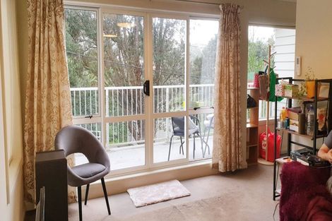 Photo of property in 1b Paisley Terrace, Karori, Wellington, 6012