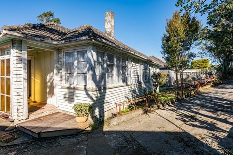 Photo of property in 95 Moorefield Road, Johnsonville, Wellington, 6037