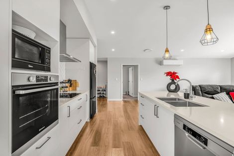 Photo of property in 1 Harp Place, Papamoa, 3118