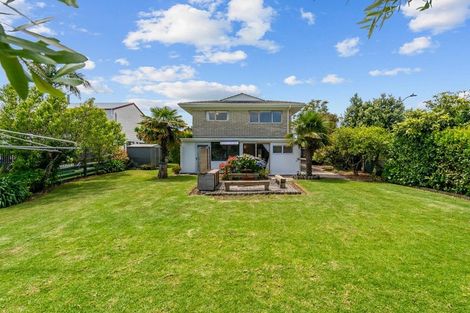 Photo of property in 76 Racecourse Road, Waiuku, 2123