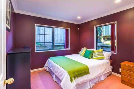 Photo of property in 36b Derwent Crescent, Titirangi, Auckland, 0604