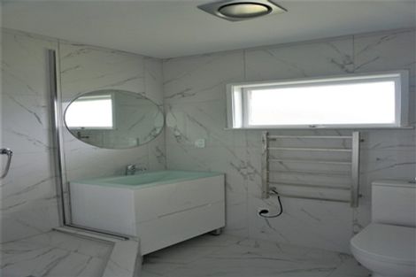 Photo of property in 1/175 Victoria Road, Devonport, Auckland, 0624