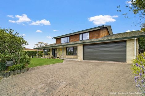 Photo of property in 49 James Cook Street, Havelock North, 4130