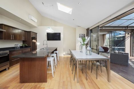 Photo of property in 42 Rere Road, Lake Hayes, Queenstown, 9304