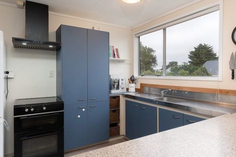 Photo of property in 1/7 Venus Place, Whitby, Porirua, 5024