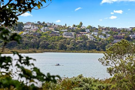 Photo of property in 2 Wharf Road, Te Atatu Peninsula, Auckland, 0610