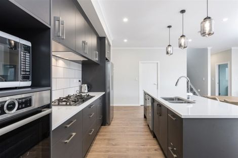 Photo of property in 123a Wharf Road, Te Atatu Peninsula, Auckland, 0610