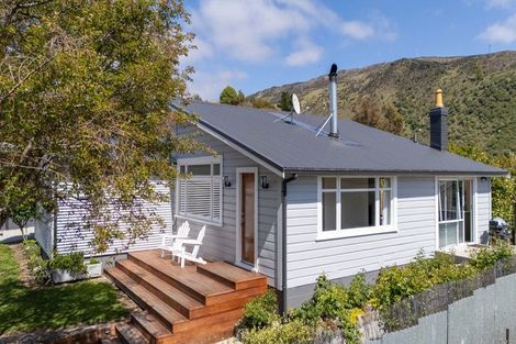 Photo of property in 3 Ancrum Street, Roxburgh, 9500