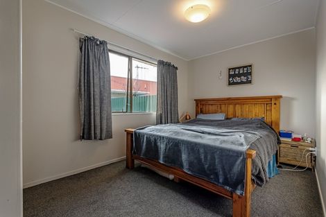 Photo of property in 19a Colonial Place, Kelvin Grove, Palmerston North, 4414