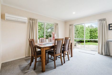 Photo of property in 4 Mckenzie Place, Rototuna North, Hamilton, 3210