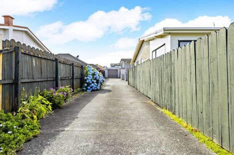 Photo of property in 2/79 Victoria Road, Papatoetoe, Auckland, 2025