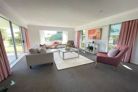 Photo of property in 7 Windsor Avenue, Waikanae, 5036