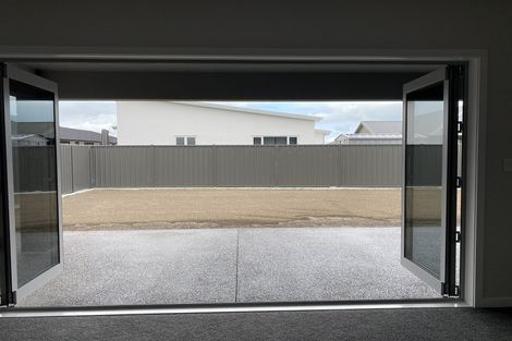 Photo of property in 14 Monowai Street, Poraiti, Napier, 4112