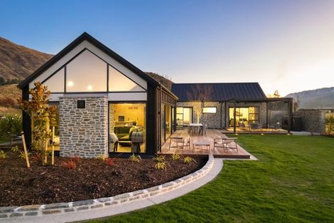 Photo of property in Kawarau Heights, 76 Kawarau Heights Boulevard, Lake Hayes, Queenstown, 9304