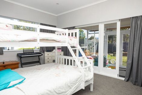 Photo of property in 16 Ruahine Street, Dannevirke, 4930